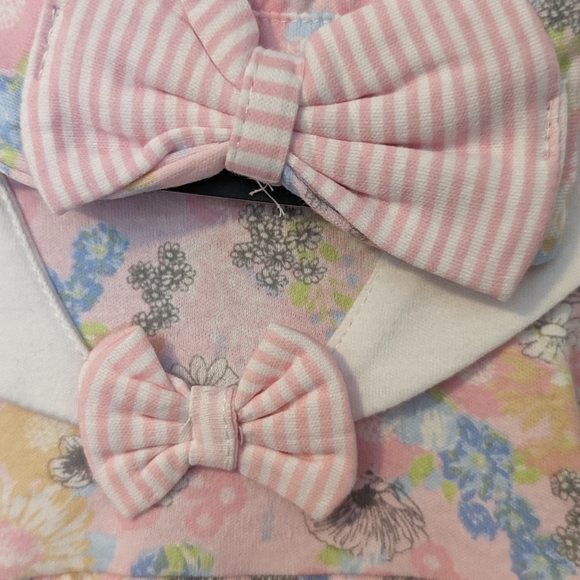 👑NWT 6-9M Laura Ashley 3 piece set - Picture 3 of 3